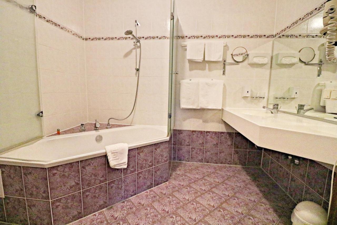 Landhotel Krausnick-Groß Wasserburg Buitenkant foto